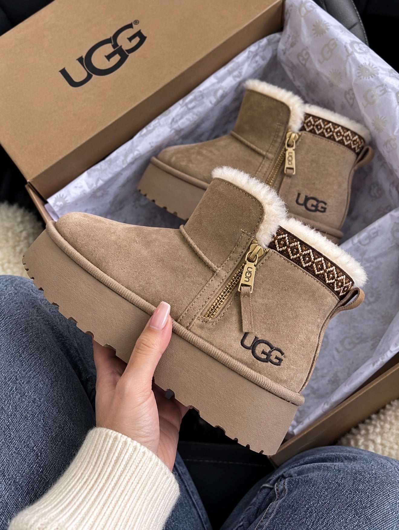 w. Ugg