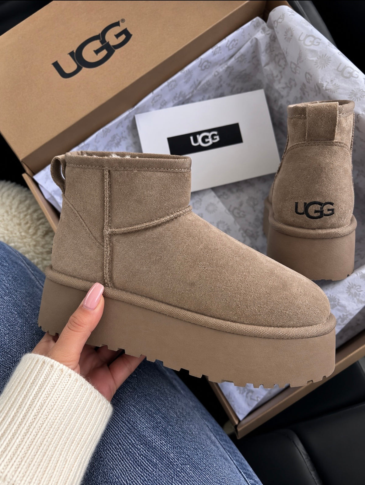 w.         Ugg